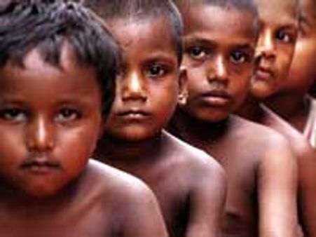 ಬಡಮಕ್ಕಳಿಗೆ ಶಾಲೆಯಲ್ಲಿ ಸೀಟು ಬಿಟ್ಟುಕೊಡಿ