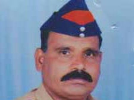 ಬೆಂಕಿಯೊಡನೆ ಸರಸವಾಡೊ ಸಾಹಿಸಿಗೆ ನಮನ