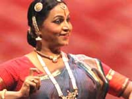 ಸೈ೦ಟ್ ಲೂಯಿಸ್ ನಲ್ಲಿ ಭರ್ಜರಿ ನೃತ್ಯೋತ್ಸವ