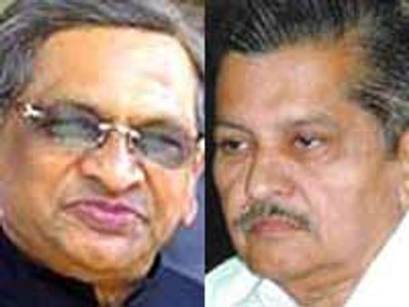 ಕೃಷ್ಣ ಮತ್ತು ಆಚಾರ್ಯ ವಿಭಿನ್ನ ಅಭಿಪ್ರಾಯ