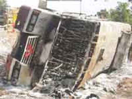 ಕೂಲಿ ಕಾರ್ಮಿಕರ ಸಾವಿಗೆ ಸರ್ಕಾರವೇ ಹೊಣೆ!