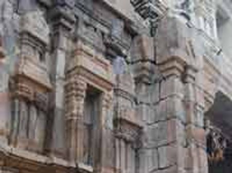 ಶ್ರೀರಂಗಪಟ್ಟಣ ರಾಜಗೋಪುರದಲ್ಲಿ ಬಿರುಕು