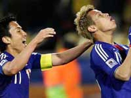 ಸೂರ್ಯ ಉದಯಿಸುವ ನಾಡಲ್ಲಿ ಹಬ್ಬವೋ ಹಬ್ಬ