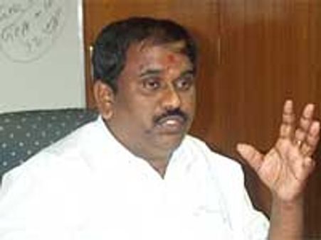 ಎಂಇಎಸ್ ಪುಂಡಾಟ; ಕರವೇ ಫಲಕಕ್ಕೆ ಬೆಂಕಿ