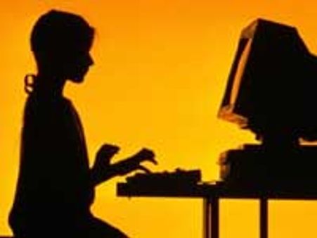 ಅಂತರ್ಜಾಲ ಬಳಕೆದಾರರ ಸಂಖ್ಯೆ ಹೆಚ್ಚಬೇಕು