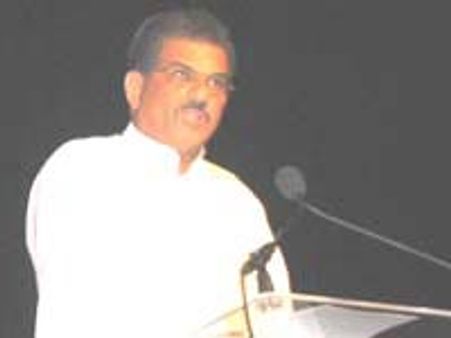 ವೀರೇಂದ್ರ ಹೆಗ್ಗಡೆ ಅವರಿಂದ ದಸರಾ ಉದ್ಘಾಟನೆ