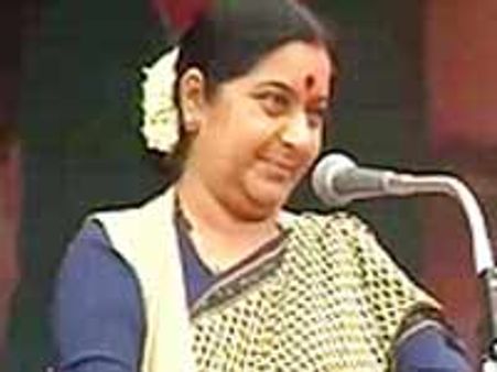 ಹಬ್ಬದ ದಿನದಂದು ಬಿಟ್ಟಿ ಬೈಗುಳ ತಿಂದ ಕಾಂಗ್ರೆಸ್