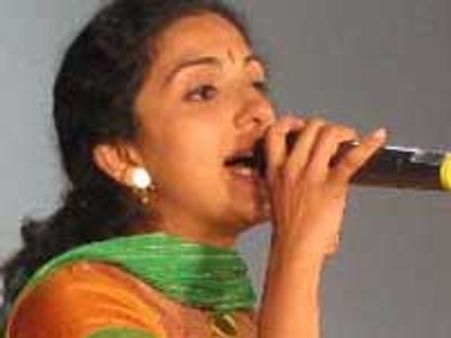 ಅಕ್ಕದಲ್ಲಿ 'ಕನ್ನಡವೇ ಶ್ರೇಷ್ಠ' ಸಂಗೀತ ಔತಣ