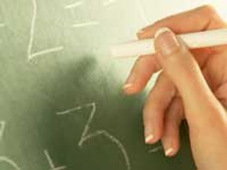 ಅಕ್ಷರ ಕಲಿಸಿದ ಗುರುವನ್ನು ನೆನೆಯೋಣ ಬನ್ನಿ