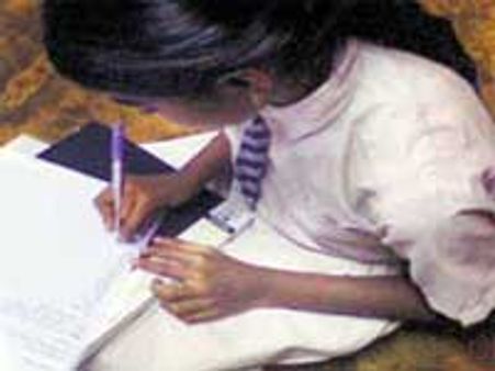 ಈ ವಿದ್ಯಾರ್ಥಿನಿಗೆ 27 ಬೆರಳುಗಳು!