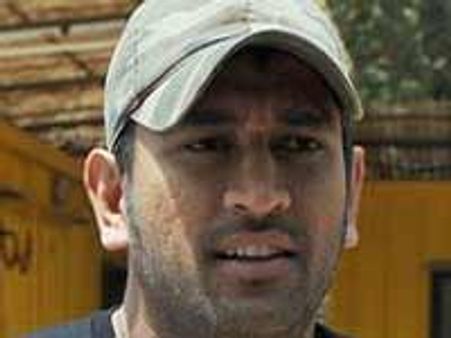 ಹುಲಿ ರಕ್ಷಿಸಲು ಮುಂದಾದ ಎಂ ಎಸ್ ಧೋನಿ