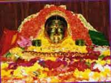 ಕುದೇರು ಗ್ರಾಮದ ಕಡಲೆ ಹಿಟ್ಟಿನ ಗೌರಮ್ಮ 