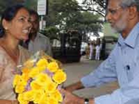 ವಿದ್ಯುತ್ ಖರೀದಿಗೆ ಶೋಭಾ ಸೂಚನೆ