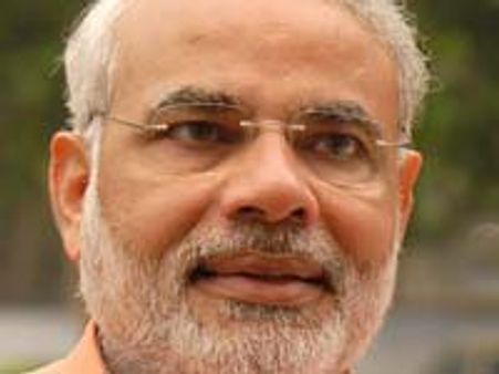 ಮೋದಿಗೆ ಹತ್ತು ವರ್ಷ, ಯಡ್ಡಿಗೆ ಎಷ್ಟು ವರ್ಷ?