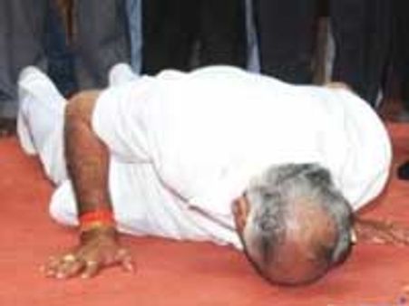 ಸಾಯಿಬಾಬಾ ಗಾಳಿ ಆಂಜನೇಯನಿಗೆ ಅಡ್ಡಬಿದ್ದ ಯಡ್ಡಿ