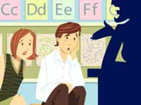 ಕಾಮುಕ ಶಿಕ್ಷಕನಿಗೆ ಬಾರಿಸಿದ ಜಯ ಕರ್ನಾಟಕ