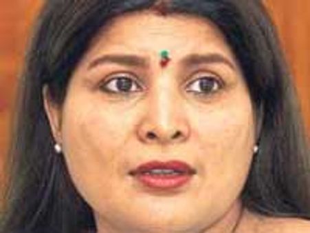 ದೇಗುಲ ಪ್ರವೇಶ : ಜಯಮಾಲಾ ವಿರುದ್ಧ ಚಾರ್ಜ್ ಶೀಟ್?