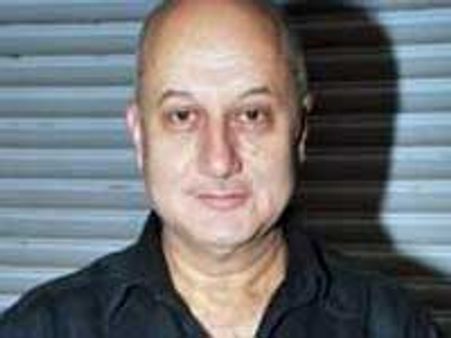 ಕೆಎಲ್ಇ ಜಾಗತಿಕ ಮಟ್ಟದ ಶಿಕ್ಷಣ ಸಂಸ್ಥೆ : ಖೇರ್