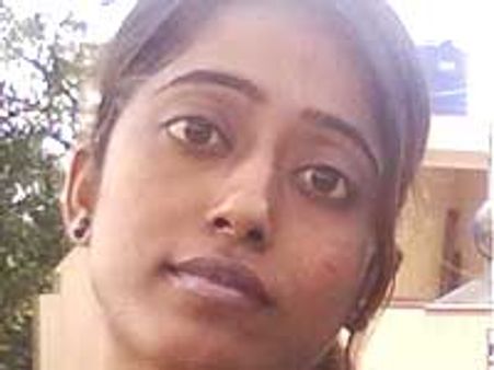 ರಸ್ತೆ ಗುಡಿಸುವ ಪೌರ ಕಾರ್ಮಿಕರ ಬದುಕೇ ಧೂಳು!