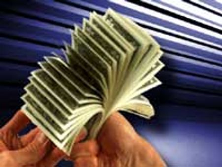 ಬೈಕ್ ಸವಾರರ ಫುಡ್ ಕೂಪನ್ ತಿಂದ ಪೇದೆ