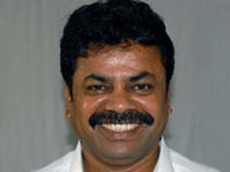 ಸ್ವಾಮೀಜಿಗಳ ಬೆಂಬಲದಲ್ಲಿ ತಪ್ಪೇನಿದೆ : ರೇಣುಕಾಚಾರ್ಯ