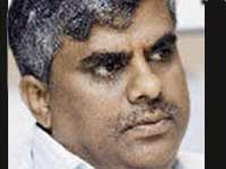 ಶೀಘ್ರದಲ್ಲೇ ಸಿದ್ದು ಜೆಡಿಎಸ್ಸಿಗೆ : ರೇವಣ್ಣ ಭವಿಷ್ಯ