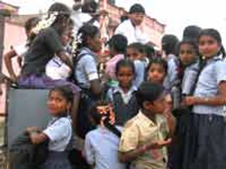 ಪ್ರತಿಭಾವಂತರಿಗೆ ಶಿಕ್ಷಣ ಇಲಾಖೆಯ 'ಪುರಸ್ಕಾರ'