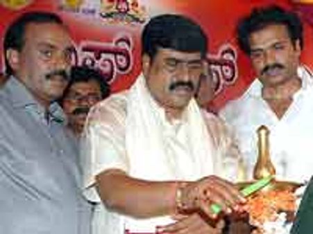 ಗಣಿ ರೆಡ್ಡಿಗಳ ಪ್ರಭಾವ ಕ್ರಮೇಣ ಕುಗ್ಗುತ್ತಿದೆ