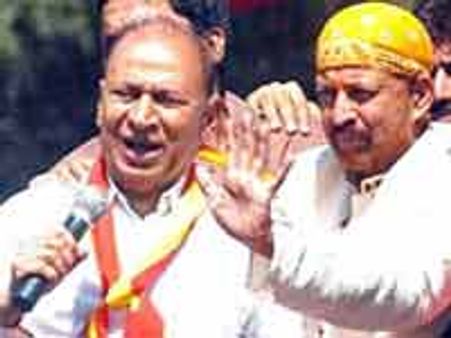 ರಾಜ್, ವಿಷ್ಣು ಪ್ರತಿಮೆ, ಬಳ್ಳಾರಿಗೆ ಹೊಸ ಕಳೆ