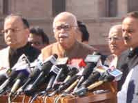 ರಾಜ್ಯಪಾಲರನ್ನು ವಾಪಸ್ ಕರೆಸಲು ರಾಷ್ಟ್ರಪತಿಗೆ ಆಗ್ರಹ