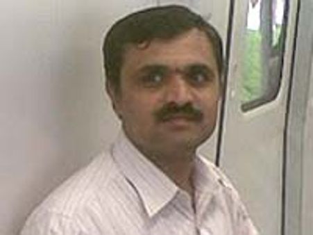 ಹೊಟ್ಟೆಯೋ ಕೆರೆಯ ಮೇಲಿನ ಕಟ್ಟೆಯೋ?