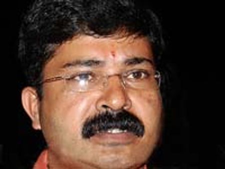 ಕೋಮುವಾದದ ಅಂಗಿ ಕಳಚಿದ ಬಜರಂಗಿ ಮಹೇಂದ್ರ