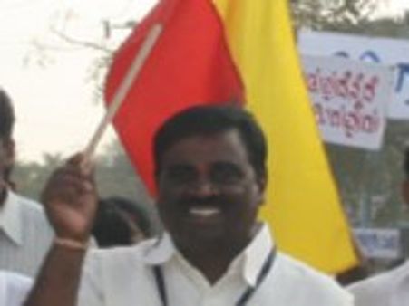 ಕನ್ನಡ ನಾಡ ಭಾಷೆ ಮಣ್ಣಿನ ಭಾಷೆ ಮನಸಿನ ಭಾಷೆ