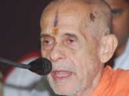 ಯುಪಿಸಿಎಲ್ ವಿವಾದ: ಪೇಜಾವರ ಶ್ರೀಗಳ ನಿಂದಿಸಬೇಡಿ