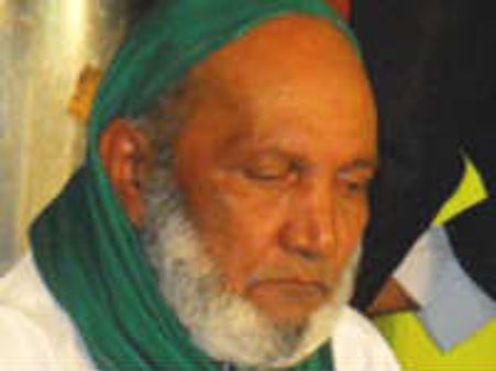 ಗಿರಗಿಟ್ಲೆ ಕಾಮಿ ಬಾಬಾ ಮಸ್ತಾನ್ ಶರಣಾಗತಿ