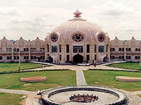 ಬಾಬಾ ಸಾವಿಗೆ ಆಸ್ಪತ್ರೆ ವಾಸ್ತು ದೋಷ ಕಾರಣ