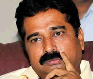 ಬೇಳೂರು ಬಾಯಿಗೆ ಬೀಗ ಹಾಕಿ : ಹಾಲಪ್ಪ ದೂರು