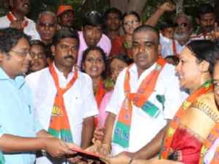 ಭಾರದ್ವಾಜ್ ಗೆ ಬಳ್ಳಾರಿಯಲ್ಲಿ ಬಿಜೆಪಿ ಬಣದ ಧಿಕ್ಕಾರ