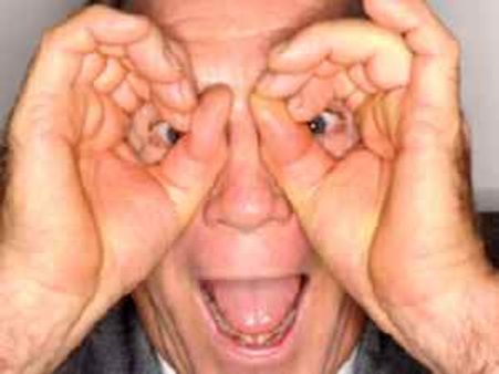 ಮಗನೆ ನಿನ್ನ ಗರ್ಲ್ ಫ್ರೆಂಡ್ ನೋಡೋಕೆ ಹ್ಯಾಗಿದ್ದಾಳೆ?