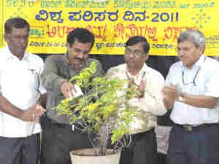 ಮಂಡ್ಯ ಜನತೆಯನ್ನು ಬಡಿದೆಬ್ಬಿಸಿದ ಪರಿಸರ ಪ್ರೇಮ