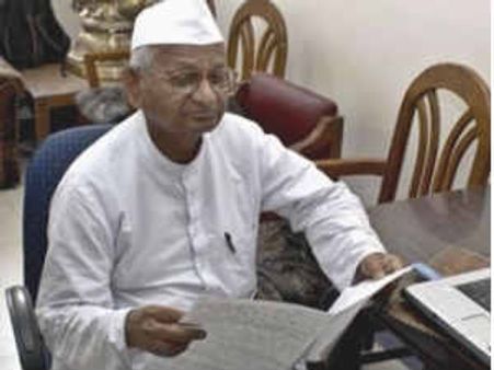 ನನ್ನ ಹತ್ಯೆಗೆ 30 ಲಕ್ಷ ರು ಸುಪಾರಿ ರೀ : ಅಣ್ಣಾ ಹಜಾರೆ