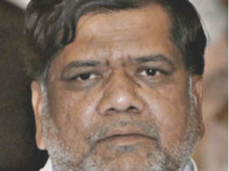 ಲಿಂಗಾಯತರು ವೀರಶೈವಕ್ಕೆ ಸೇರ್ಪಡೆಯಾಗಬೇಕು:ಶೆಟ್ಟರ್