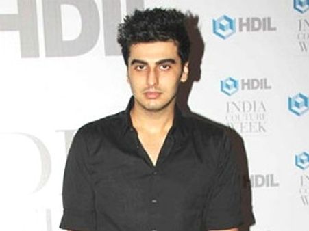 ಮುಂಬೈ ರೇವ್ ಪಾರ್ಟಿಯಲ್ಲಿ ವಿನೋದ್ ಖನ್ನಾ ಮಗ ಸಾಕ್ಷಿ