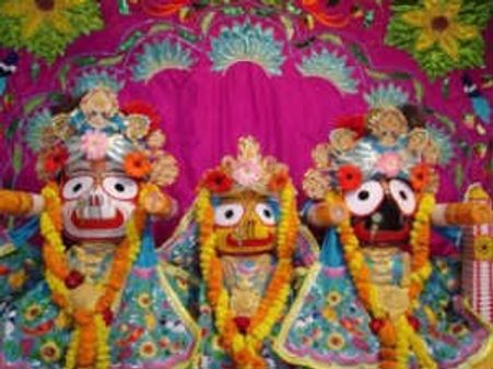 ಜಗನ್ನಾಥ ಯಾತ್ರೆ : ಪೊಲೀಸ್, ಅರ್ಚಕರ ಹೊಡೆದಾಟ