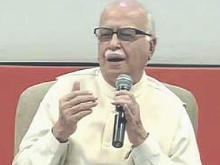 ಜನ ಲೋಕಪಾಲ ವ್ಯಾಪ್ತಿಗೆ ಪ್ರಧಾನಿ: ಓಕೆ ಎಂದ ಅಡ್ವಾಣಿ