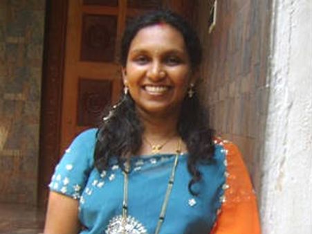 ಶಾಂತಿ ಬೇಕಿದ್ದರೆ ಗಾಢವಾಗಿ ಪ್ರೀತಿಸುವುದ ಕಲಿಯಿರಿ