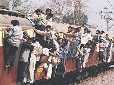 ಉಗ್ರರ ಸತತ ದಾಳಿ: ಮುಂಬೈ ಮೇಲೆಯೇ ಏಕೆ!?