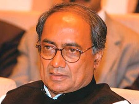 ಮುಂಬೈ ಸ್ಫೋಟದಲ್ಲಿ ಆರ್‌ಎಸ್‌ಎಸ್ ಕೈವಾಡ: ದಿಗ್ವಿಜಯ್ ಸಿಂಗ್