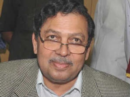 ಅಳಬೇಕಾದವರು ಆಳುವವರು, ಸಂತೋಷ ಹೆಗಡೆ ಅಲ್ಲ!