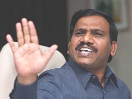 ಸುಪ್ರೀಂಕೋರ್ಟಿನಲ್ಲಿ 2ಜಿ ಬಾಂಬ್ ಎಸೆದ ತಿಹಾರದ ಕೈದಿ